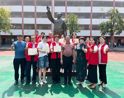 琪沁正能量以行动践行初心,助力青春逐梦(图4) 琪沁正能量以行动践行初心,助力青春逐梦(图4)