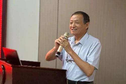 回顾工作总结经验,聚焦目标再创佳绩——苏州名仕医院召开年中工作总结会议(图3) 回顾工作总结经验,聚焦目标再创佳绩——苏州名仕医院召开年中工作总结会议(图3)