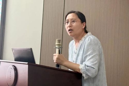 回顾工作总结经验,聚焦目标再创佳绩——苏州名仕医院召开年中工作总结会议(图10) 回顾工作总结经验,聚焦目标再创佳绩——苏州名仕医院召开年中工作总结会议(图10)